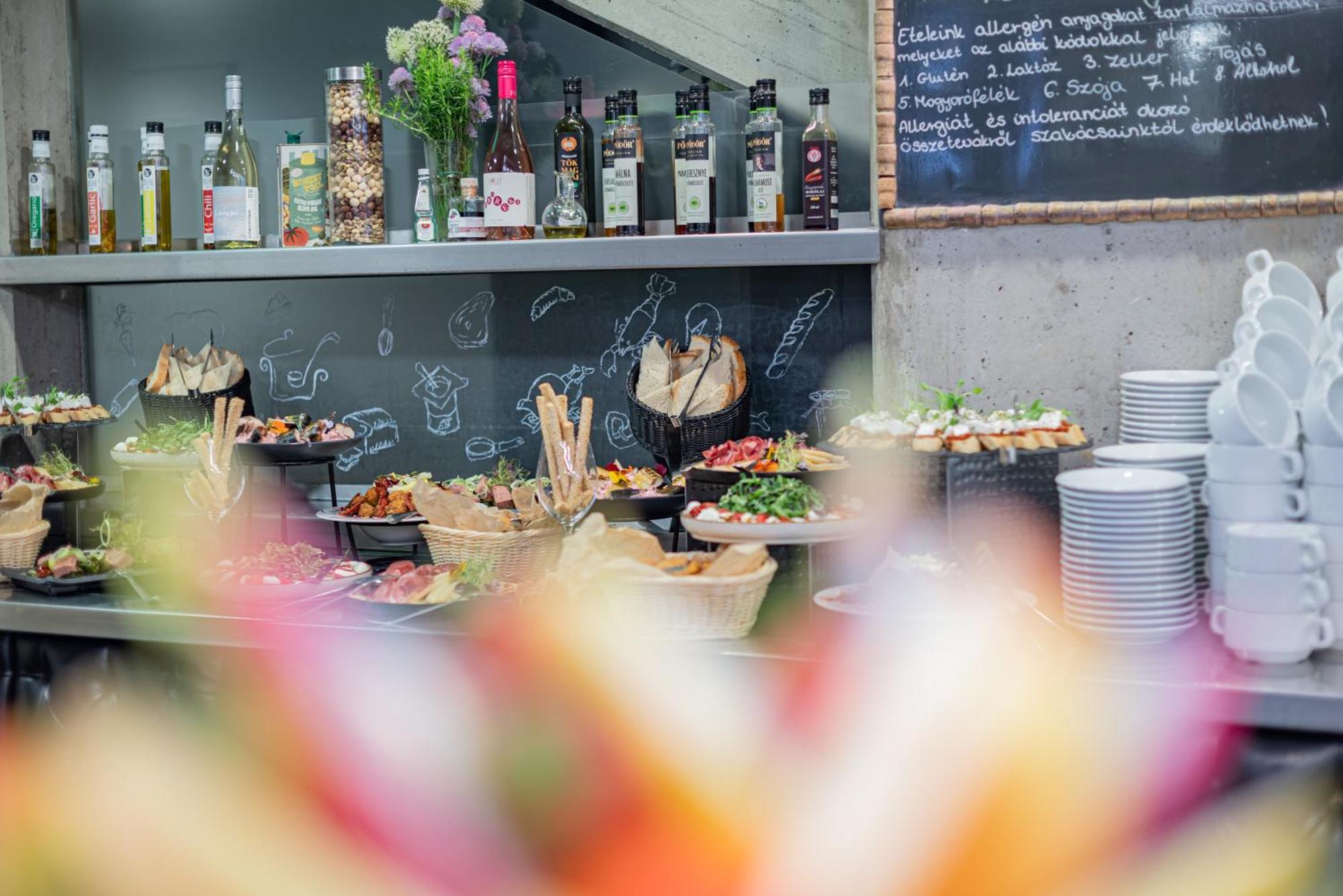 Hotel Bonvino Badacsony 바다초니토마이 외부 사진