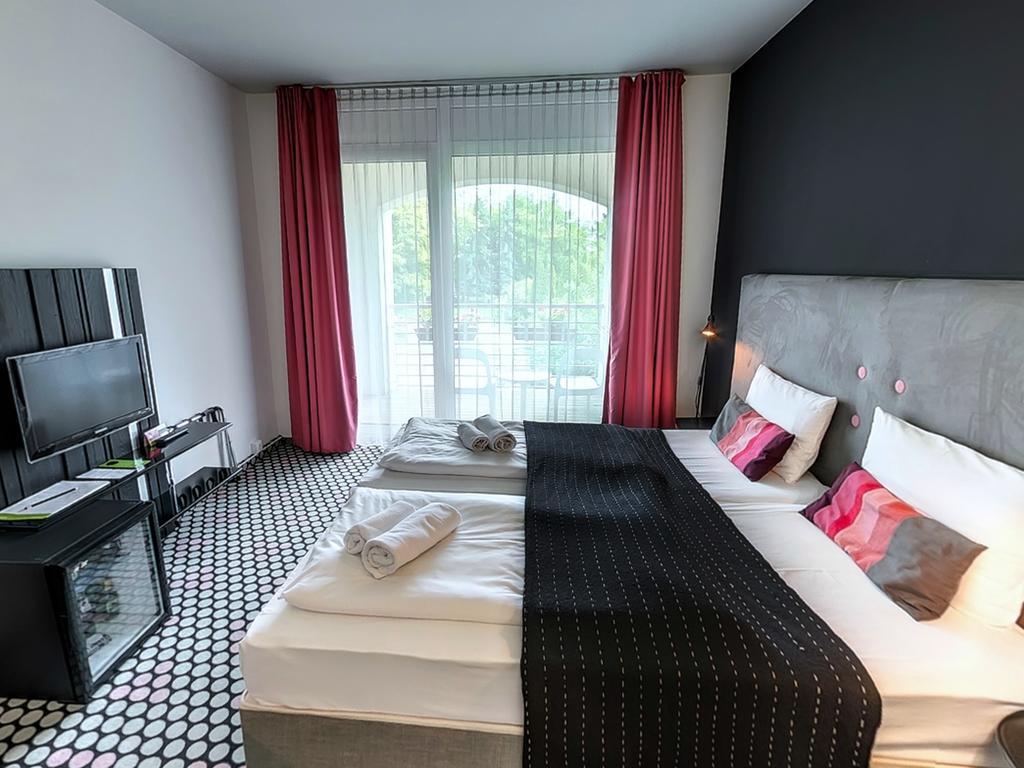 Hotel Bonvino Badacsony 바다초니토마이 객실 사진