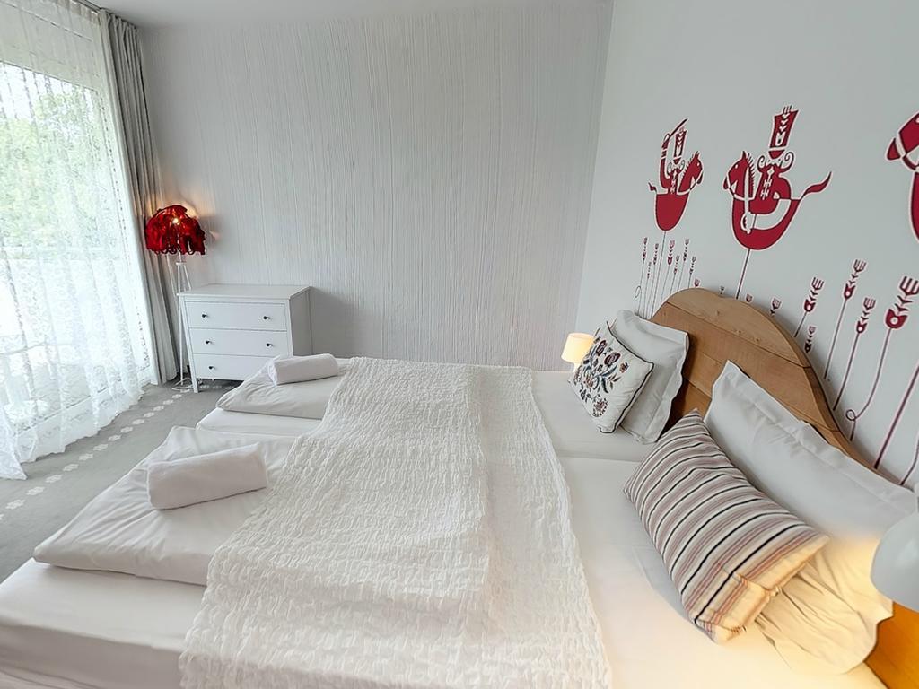 Hotel Bonvino Badacsony 바다초니토마이 객실 사진