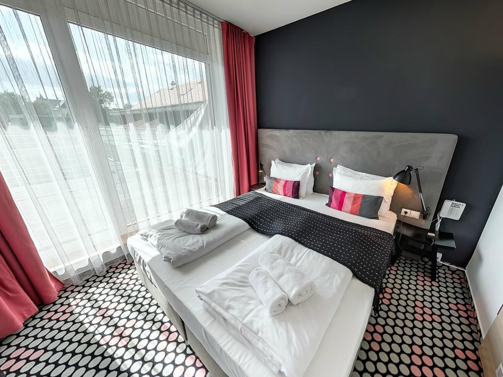 Hotel Bonvino Badacsony 바다초니토마이 객실 사진